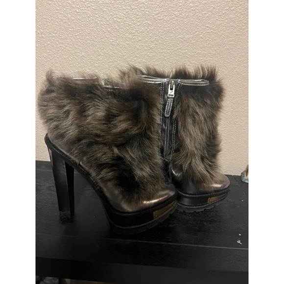 NEW- Rare Brian Atwood Taupe Faux Fur Platform Booties 8 - Picture 5 of 9